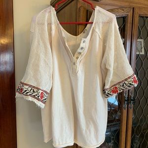 Flowy top